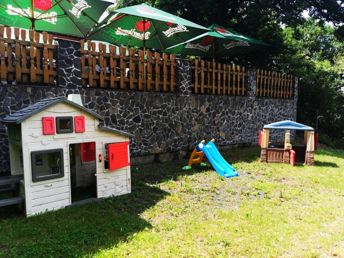 חומוטוב Forrest Hotel מראה חיצוני תמונה