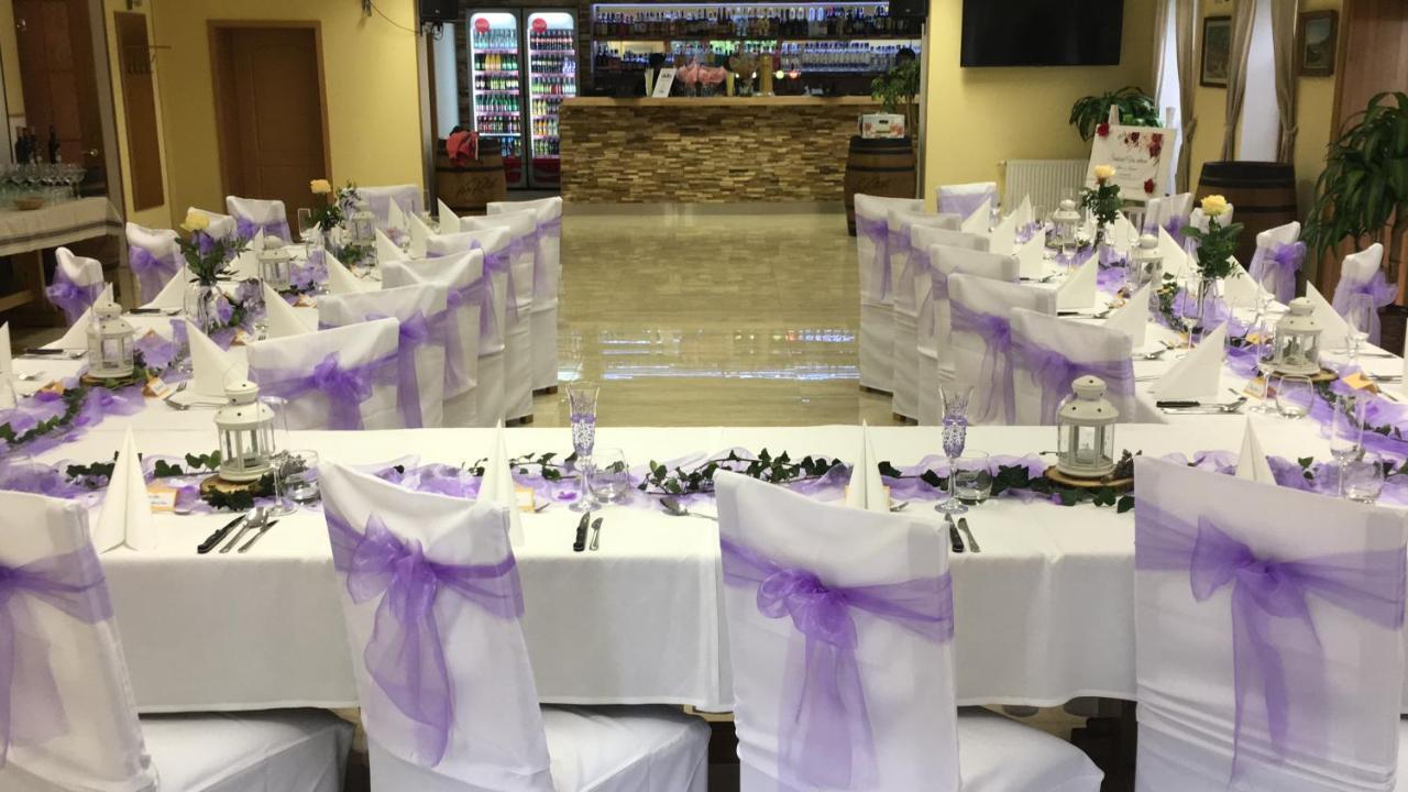 חומוטוב Forrest Hotel מראה חיצוני תמונה