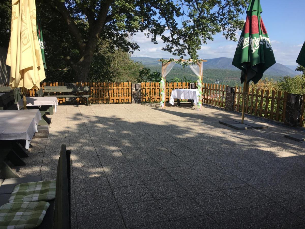 חומוטוב Forrest Hotel מראה חיצוני תמונה
