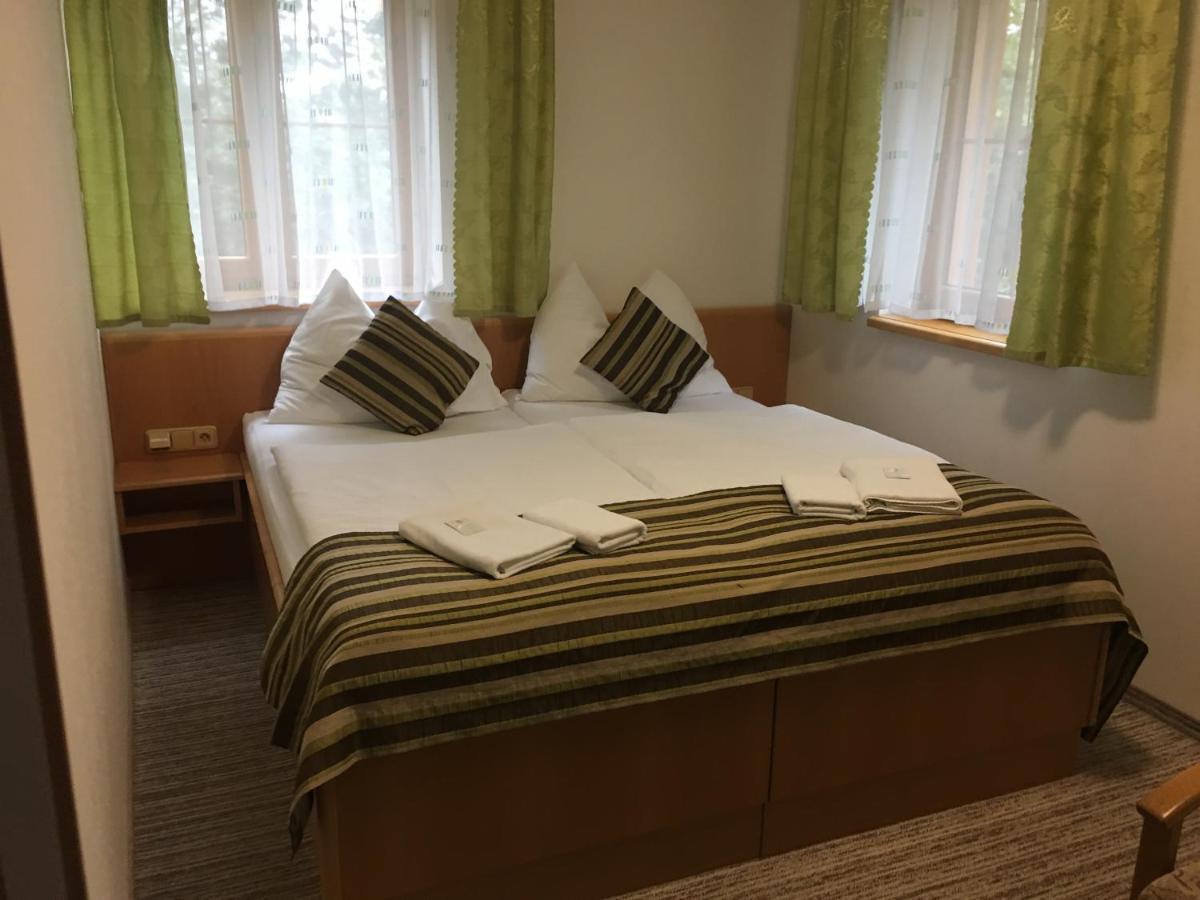 חומוטוב Forrest Hotel מראה חיצוני תמונה
